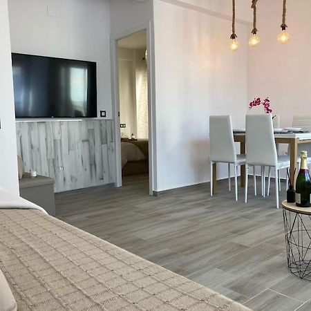 Coqueto Apartamento De Playa Con Piscina Y Terraza 발렌시아 외부 사진
