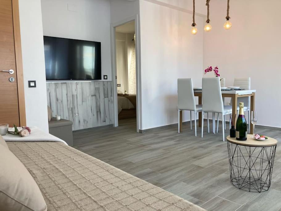 Coqueto Apartamento De Playa Con Piscina Y Terraza 발렌시아 외부 사진